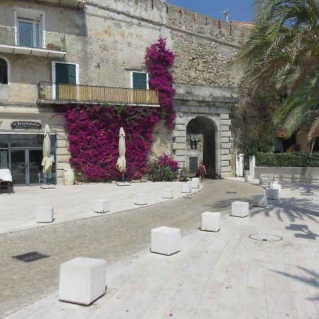 Apartamento Amaita Ventimiglia Exterior foto