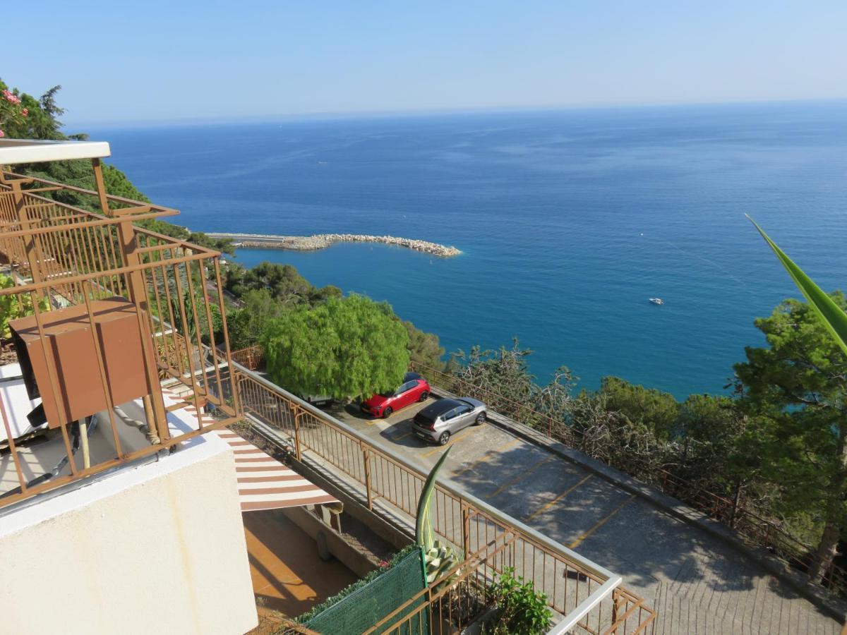 Apartamento Amaita Ventimiglia Exterior foto